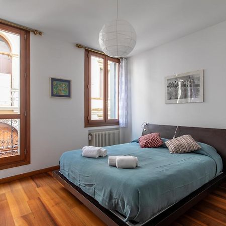 Casa Anna - 2 Bedrooms Apartment Padova Bagian luar foto
