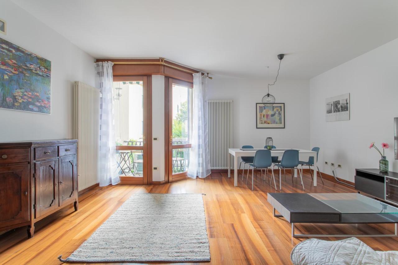 Casa Anna - 2 Bedrooms Apartment Padova Bagian luar foto
