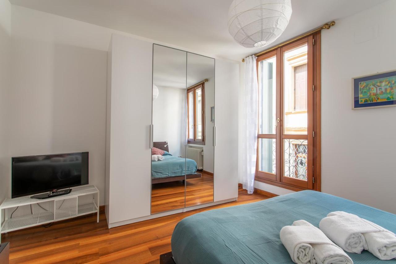 Casa Anna - 2 Bedrooms Apartment Padova Bagian luar foto